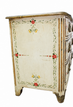 19th-Century Beige Painted Floral Chest of Drawers — detail view 14