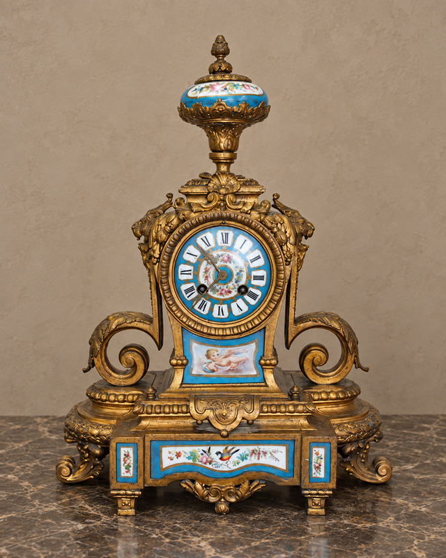 Sèvres-Style Porcelain and Gilt-Bronze Mantel Clock