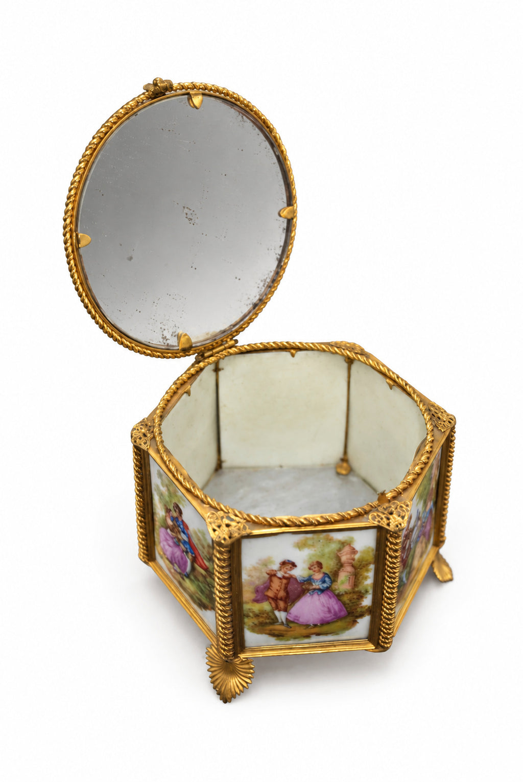 Hexagonal Porcelain Jewellery Box with Romantic Scenes — alternative view or detail