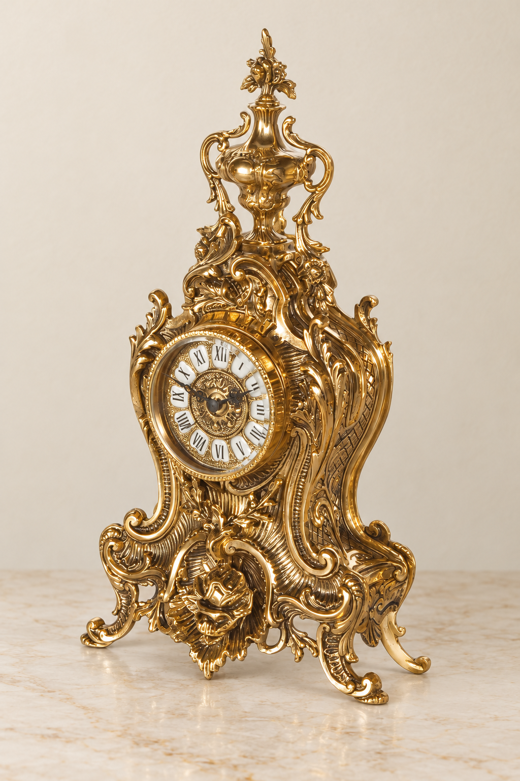 Cela urn-crowned mantel clock